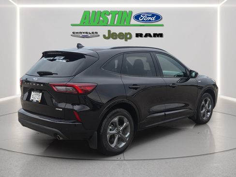 Used 2024 Ford Escape ST-Line w/ Tech Pack #1 AWD/4WD image 5