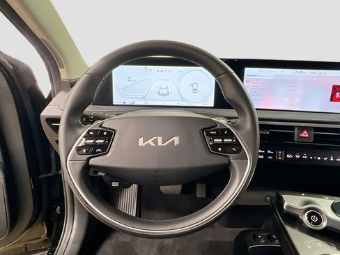 Certified 2024 Kia EV6 Light image 11