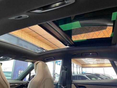 Used 2025 Porsche Macan 4 Electric image 21