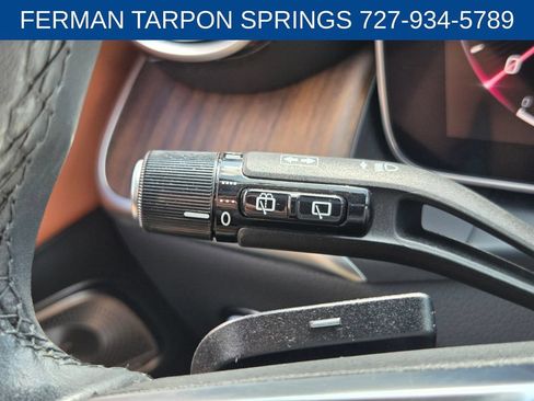 Used 2024 Mercedes-Benz GLC 300 4MATIC image 33