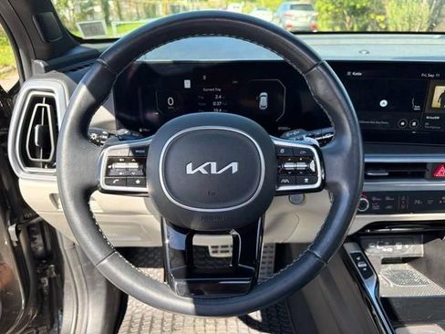 Used 2025 Kia Sorento SX Prestige AWD/4WD image 33