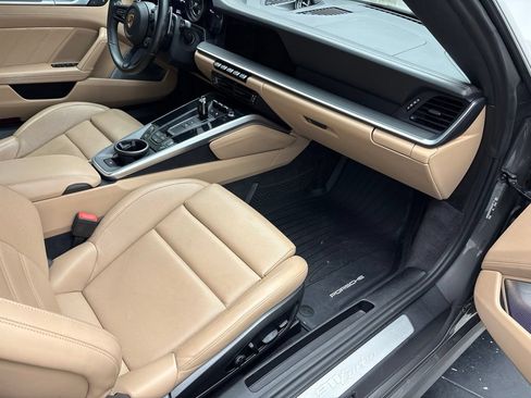 Certified 2022 Porsche 911 Turbo AWD/4WD image 20
