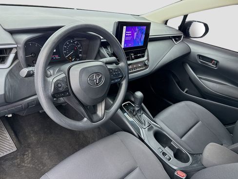 Used 2023 Toyota Corolla LE w/ Carpet Mat Package (TMS) FWD image 7
