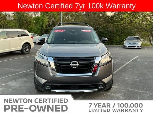 Used 2023 Nissan Pathfinder SL w/ SL Premium Package AWD/4WD image 30