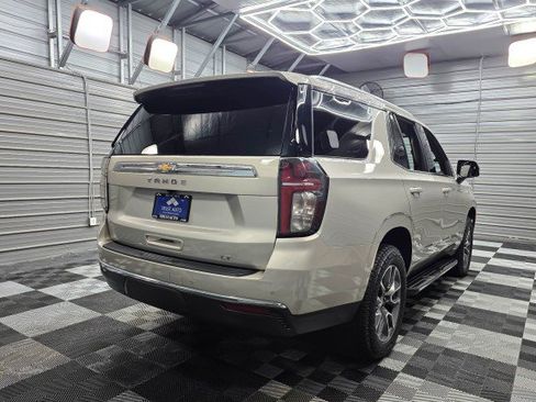 Used 2022 Chevrolet Tahoe LT w/ Luxury Package AWD/4WD image 6