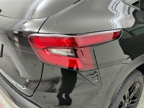 New 2026 Chevrolet Trax ACTIV w/ Driver Confidence Package FWD image 15