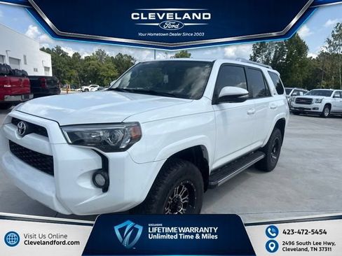 Used 2017 Toyota 4Runner SR5 Premium RWD image 1