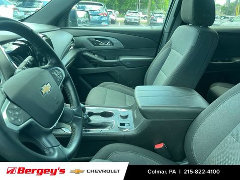 Used 2023 Chevrolet Traverse LT AWD/4WD image 10