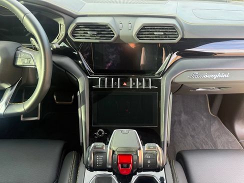 Used 2023 Lamborghini Urus S AWD/4WD image 20