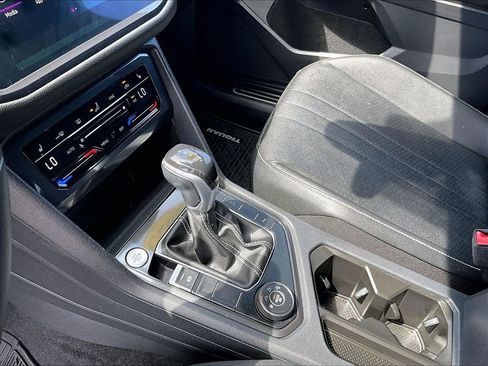 Used 2023 Volkswagen Tiguan SE R-Line AWD/4WD image 20
