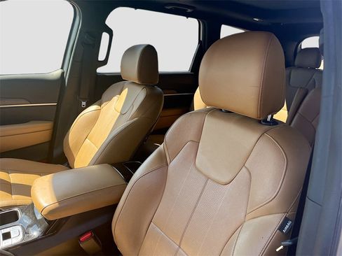 Used 2021 Kia Telluride SX w/ Towing Package image 21