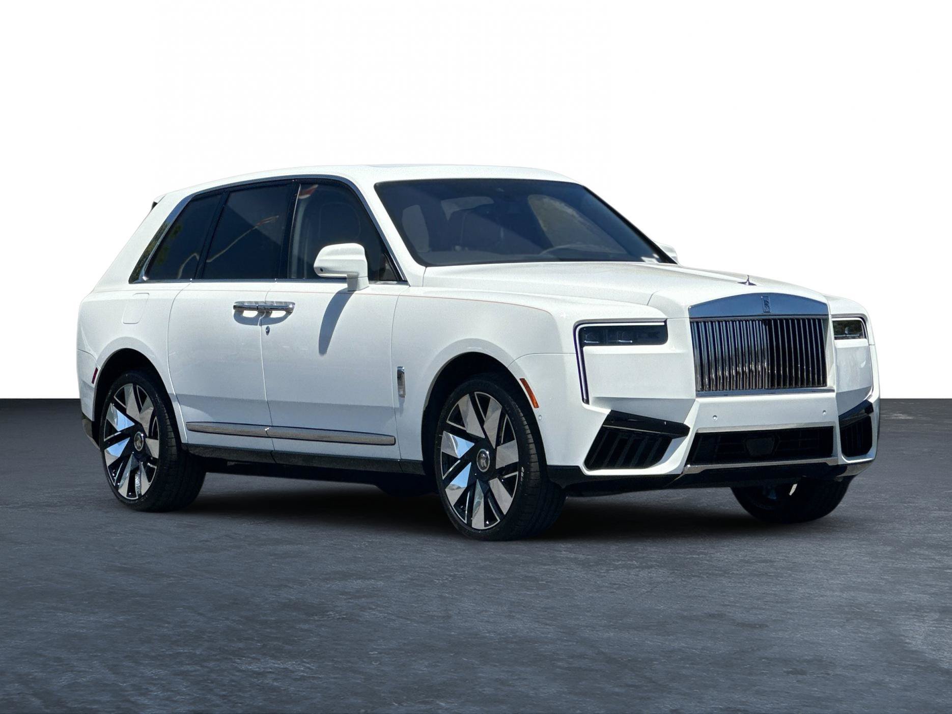 Used 2027 Rolls-Royce Cullinan AWD/4WD image 2
