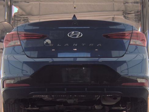 Used 2019 Hyundai Elantra Value Edition image 4