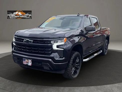 Used 2023 Chevrolet Silverado 1500 RST w/ Max Trailering Package AWD/4WD image 3