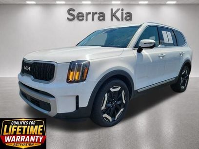 Used 2024 Kia Telluride EX w/ EX Captain's Chair Package