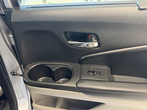 Used 2017 Honda Pilot Touring image 48