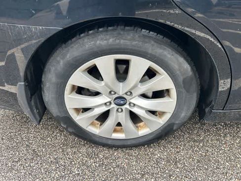 Used 2015 Subaru Legacy 2.5i Premium w/ Moonroof Package AWD/4WD image 7