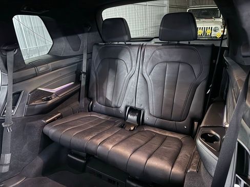 Used 2021 BMW X7 xDrive40i w/ M Sport Package image 39