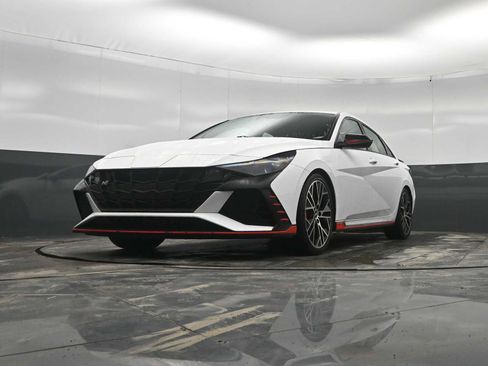 Used 2022 Hyundai Elantra N image 35