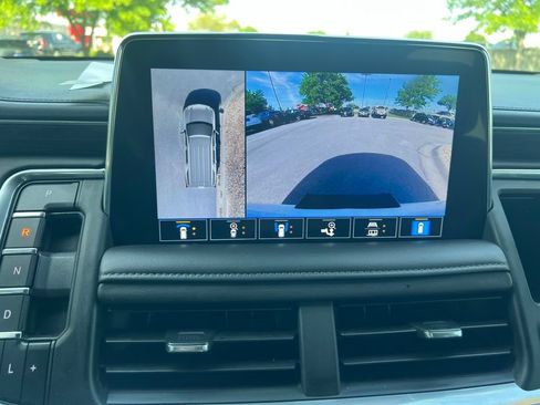 Used 2021 Chevrolet Tahoe LT w/ LT Signature Package AWD/4WD image 41
