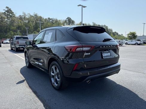 Used 2023 Ford Escape ST-Line image 5