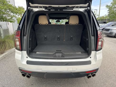 Used 2023 Chevrolet Tahoe Premier RWD image 12