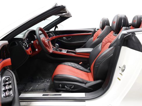 Used 2020 Bentley Continental GT V8 AWD/4WD image 17