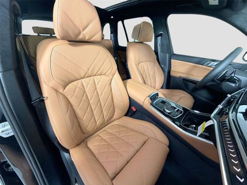 New 2026 BMW X5 xDrive40i w/ M Sport Package image 29