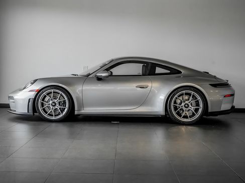 Used 2026 Porsche 911 GT3 image 2