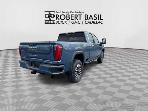 New 2026 GMC Sierra 3500 Denali Ultimate AWD/4WD image 8