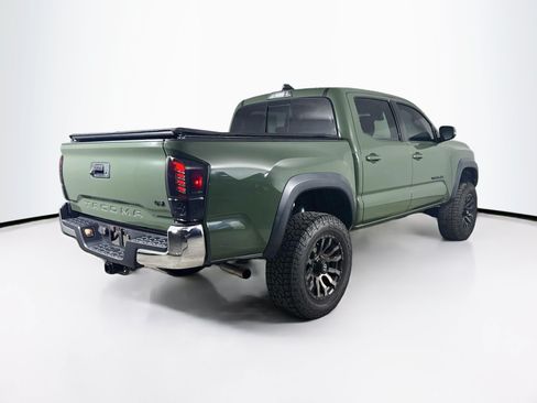 Used 2021 Toyota Tacoma TRD Off-Road AWD/4WD image 30