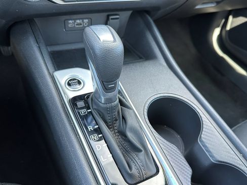Used 2025 Nissan Altima 2.5 S FWD image 29