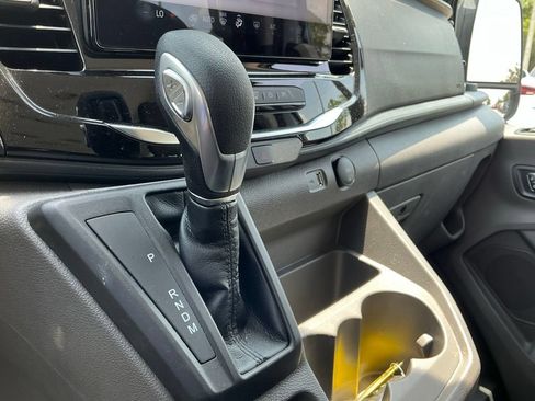 Certified 2025 Ford Transit 350 XLT RWD image 39