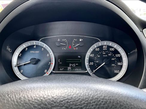 Used 2014 Nissan Sentra SV FWD image 26