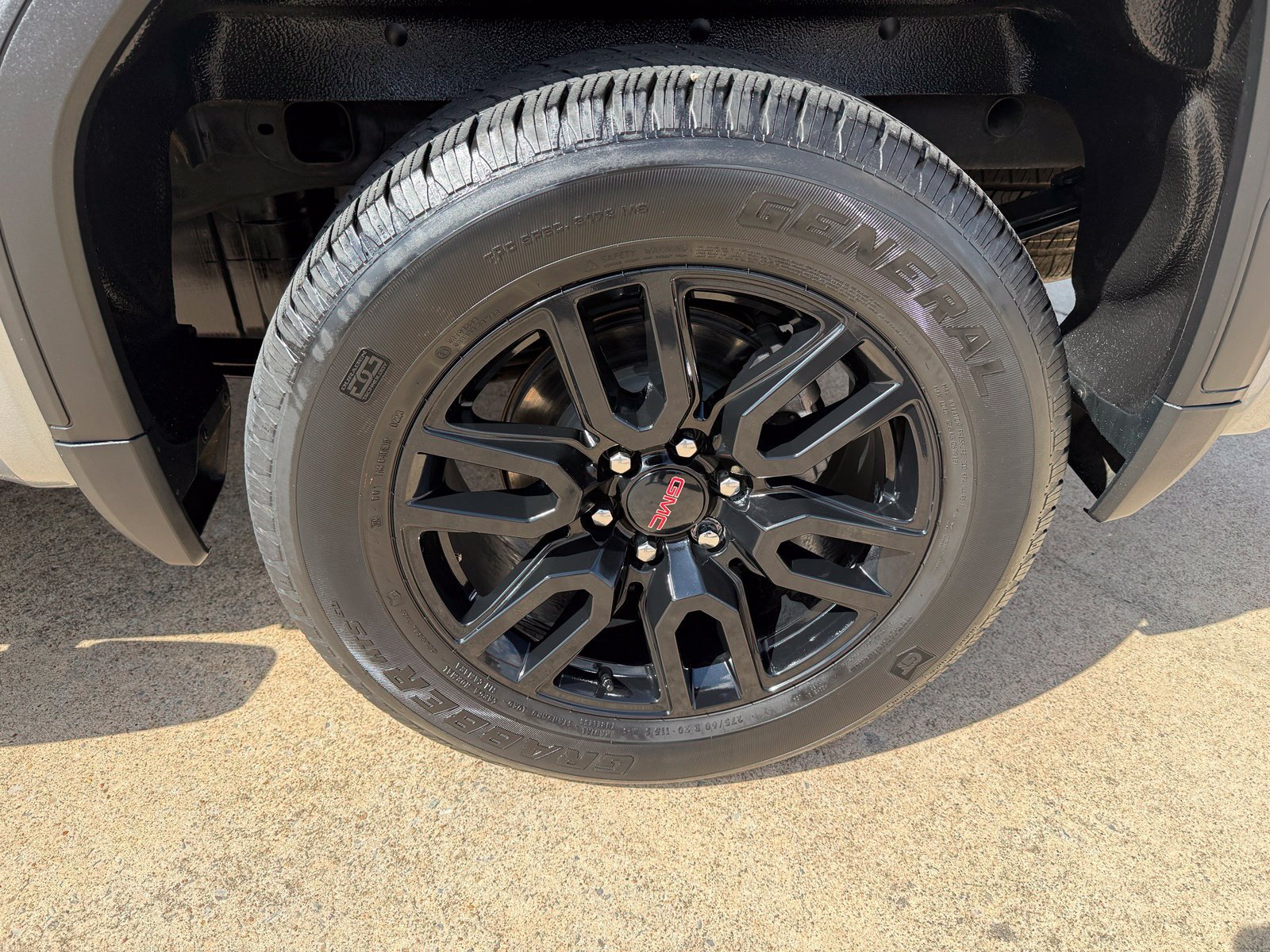 Used 2023 GMC Sierra 1500 Pro w/ Graphite Edition RWD image 10