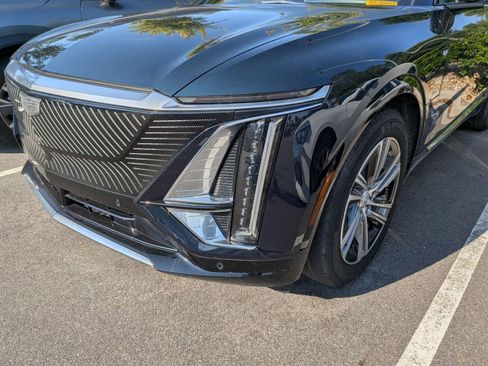 Used 2024 Cadillac Lyriq Luxury RWD image 6