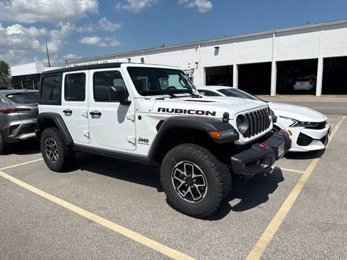Used 2026 Jeep Wrangler Unlimited Rubicon AWD/4WD image 7