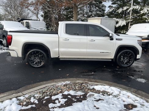 Certified 2023 GMC Sierra 1500 Denali image 11
