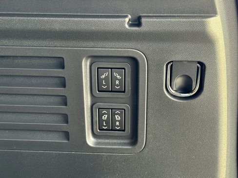 New 2026 Buick Enclave Avenir w/ Super Cruise Package image 10