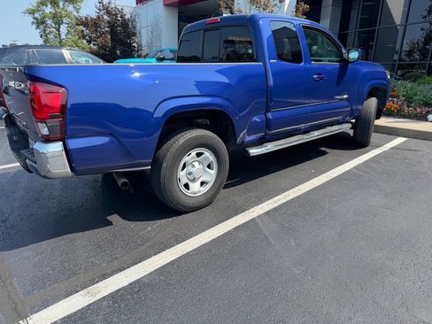 Certified 2023 Toyota Tacoma SR5 RWD image 3