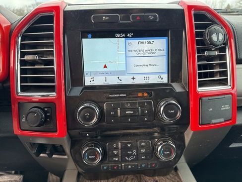 Used 2017 Ford F250 Lariat w/ Lariat Value Package image 16