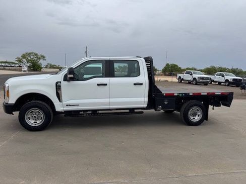 Used 2024 Ford F250 XL AWD/4WD image 5
