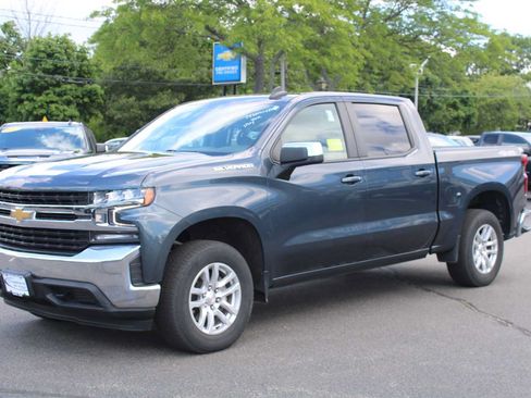 Certified 2022 Chevrolet Silverado 1500 LT AWD/4WD image 2