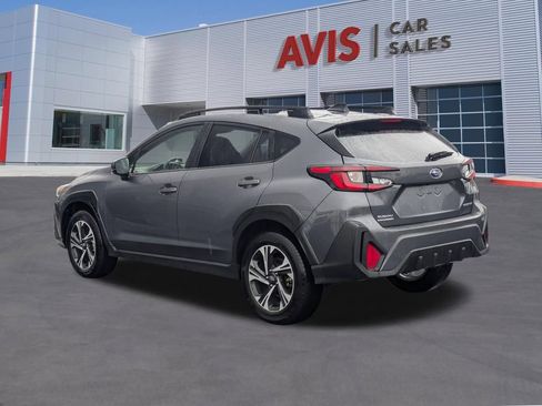 Used 2025 Subaru Crosstrek 2.0i Premium AWD/4WD image 3