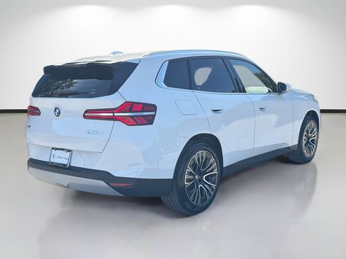 New 2026 BMW X3 xDrive30i w/ Premium Package AWD/4WD image 3