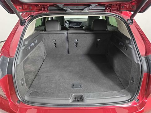 Used 2023 Buick Envision Essence image 29