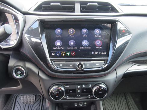 Used 2023 Chevrolet TrailBlazer RS w/ Sun and Liftgate Package image 22