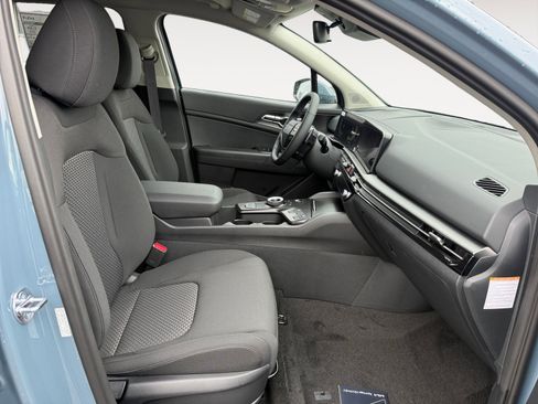 New 2026 Kia Sportage S image 19