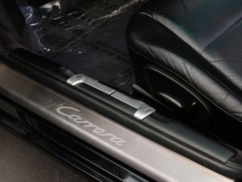 Used 2000 Porsche 911 Cabriolet image 30