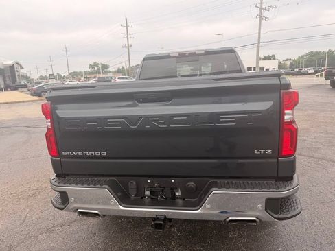 Used 2019 Chevrolet Silverado 1500 LTZ w/ LTZ Plus Package AWD/4WD image 4